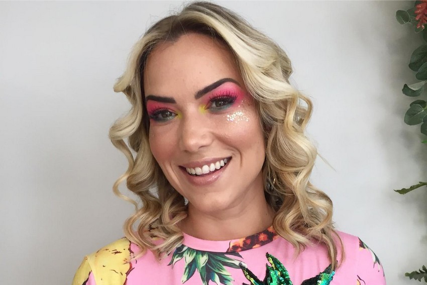 Carnaval de Vitoria: dicas de make e cabelo para arrasar na folia