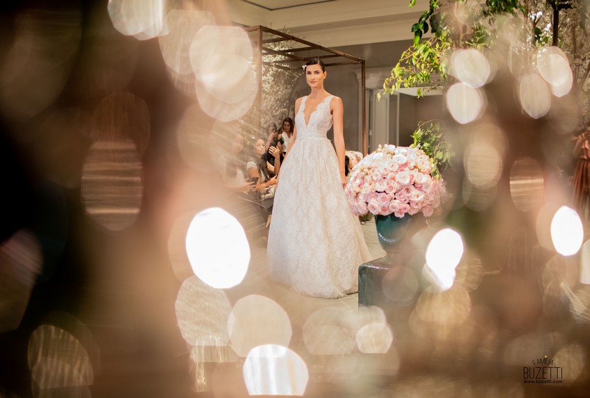 Rosa Clará apresenta coleção de alta costura no Palácio Tangará