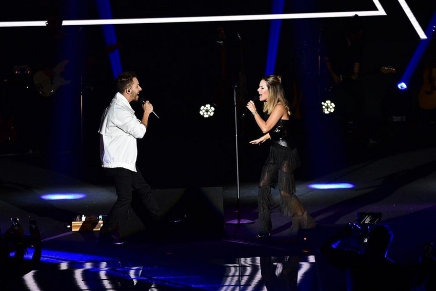 Sandy & Junior fazem pocket show no Credicard Hall