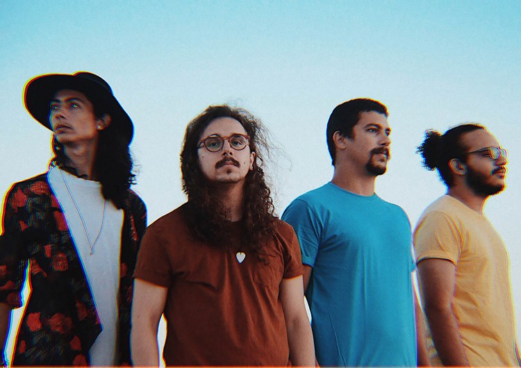 Cainã e a vizinhança do espelho