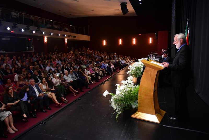 Centro Educacional Leonardo Da Vinci celebra