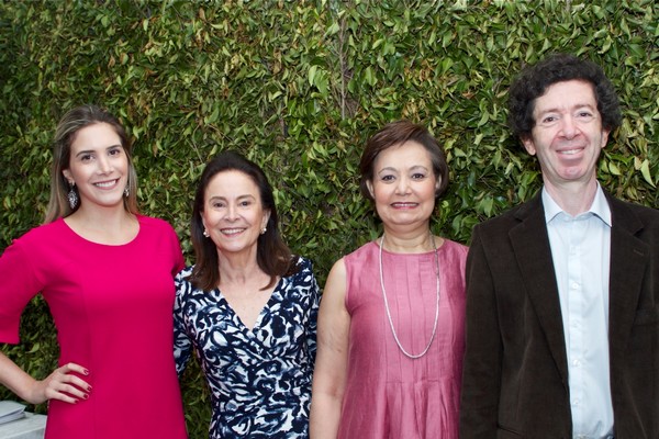 Parte da comissão de organização da festa, os primos Carolina Fontes Jafet, Vera Jafet Kehdi, Rita de Cássia Yazbek e Marcos Jafet Daud