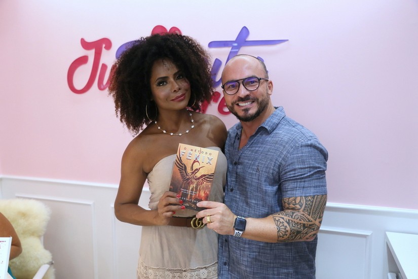 Adriana Bombom e Leandro Cunha