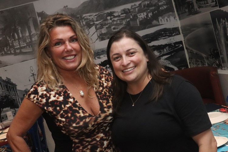 Restaurante Atlântica foi o escolhido por Anne Pepela Surita e Monique Hortolani