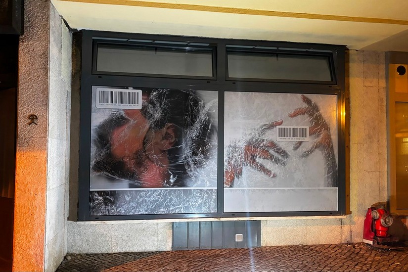Artista capixaba João Cóser inaugura exposição individual na Europa, no Ateliê B12, em Portugal