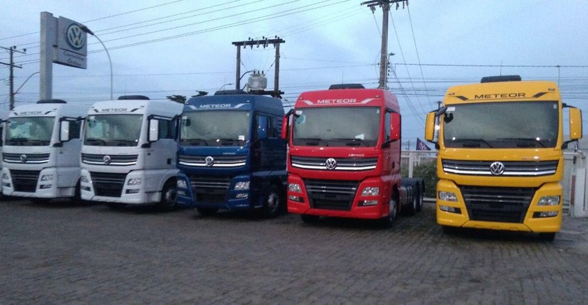 Autobahn Caminhões recebe novos e coloridos Meteor