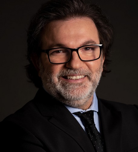 Beto Coville, ator e diretor brasileiro vence prêmio de cinema em Los Angeles