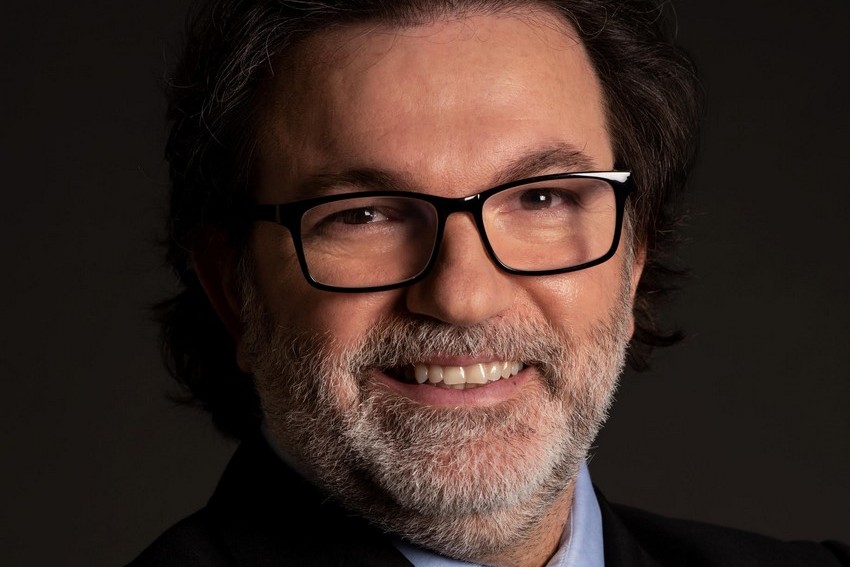 Beto Coville, ator e diretor brasileiro vence prêmio de cinema em Los Angeles