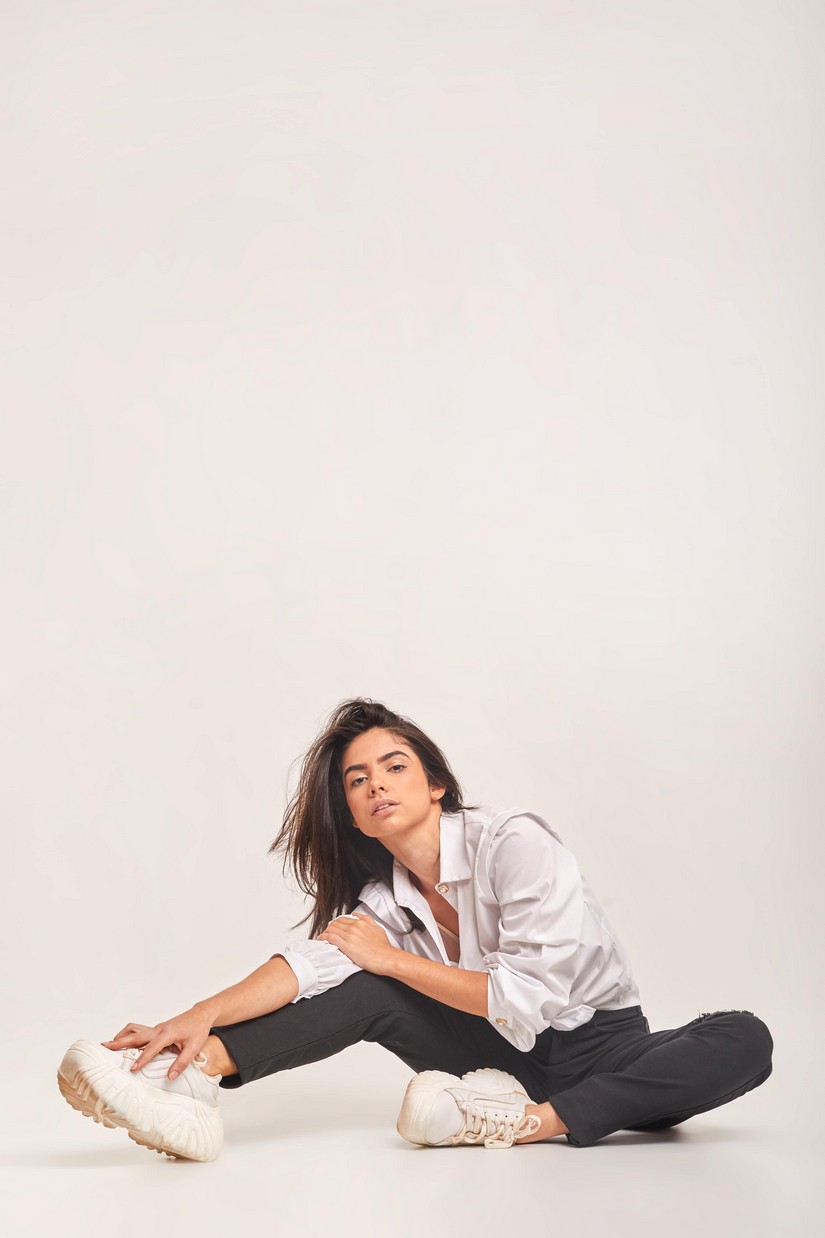 Bruna Mascarenhas fez sua estreia no audiovisual em 2019 na série nacional da Netflix Sintonia, a de maior sucesso da plataforma no Brasil