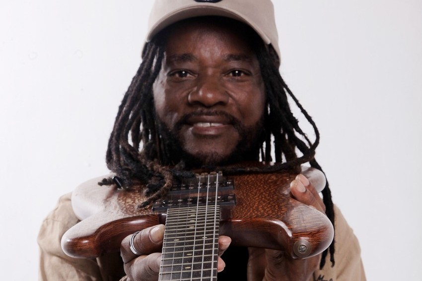 Da Ghama, fundador do Cidade Negra, lança single em parceria com Evandro Mesquita