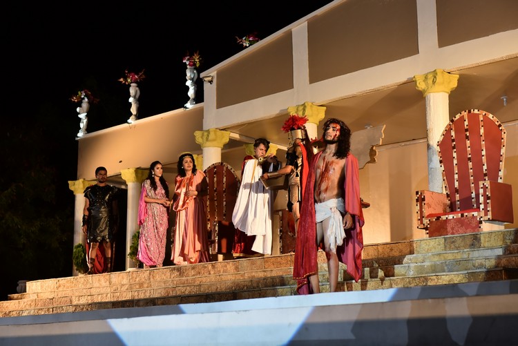 Dadá Coelho e Paulo Betti em cena