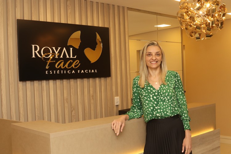 Clínica Royal Face Vitória especializada em harmonização facial