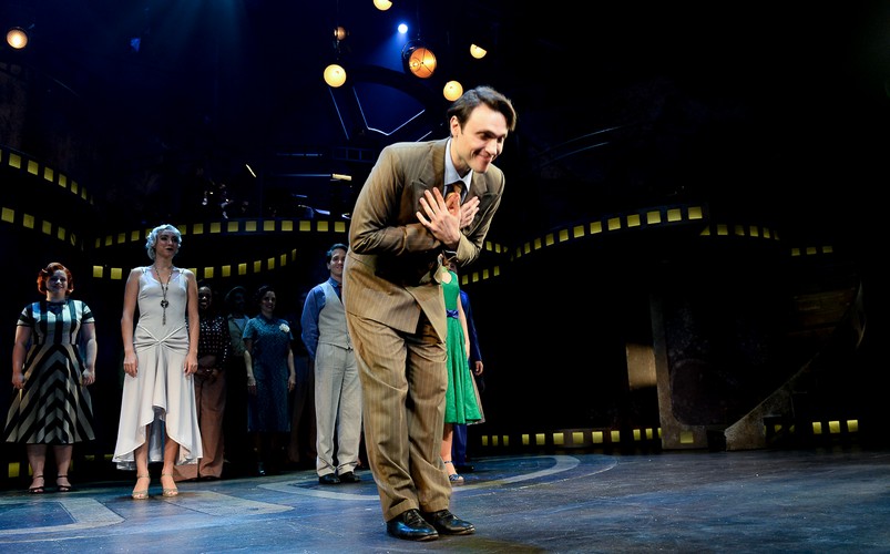 Espetáculo Sunset Boulevard - O Musical em temporada no Teatro Santander