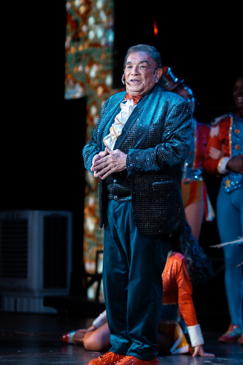 Eterno Trapalhão, Dedé Santana, comemora 90 anos com super produção em São Paulo