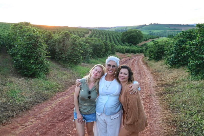 Eu, uma história de busca e infinitas possibilidades por Max Tovar e Ludmila Dayer