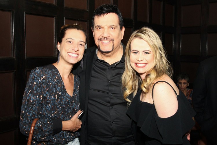 Fernanda Estrella, Michael Sullivan e Anayle Sullivan