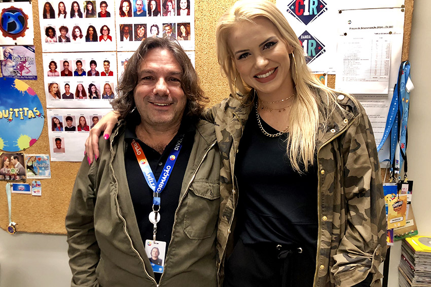 A música Meu nome é Poliana, composta por Francinne, será o tema da novela Aventuras de Poliana