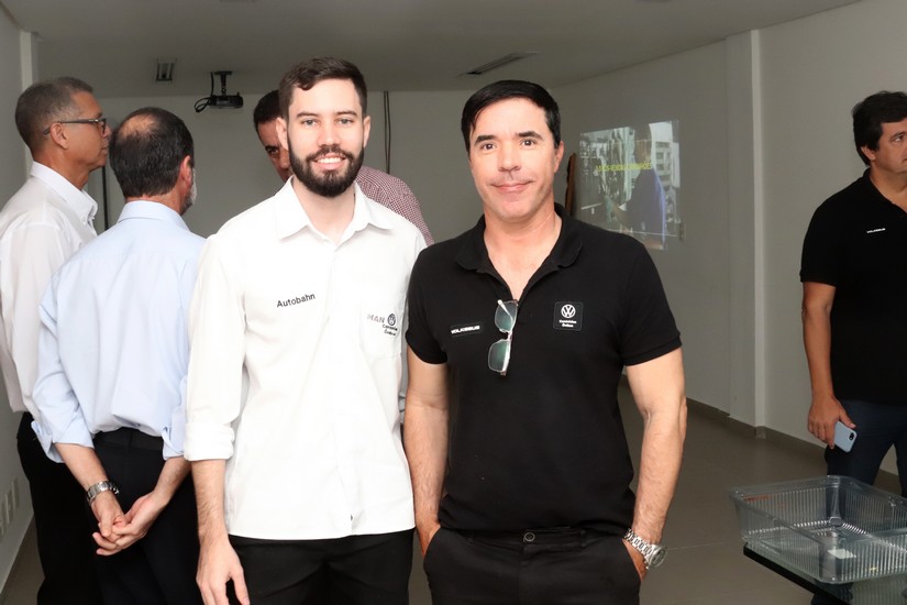 Igor Barbieri (Gerente Pós Venda Autobahn) e Willian Soares (Consultor de Pós VendasVW)