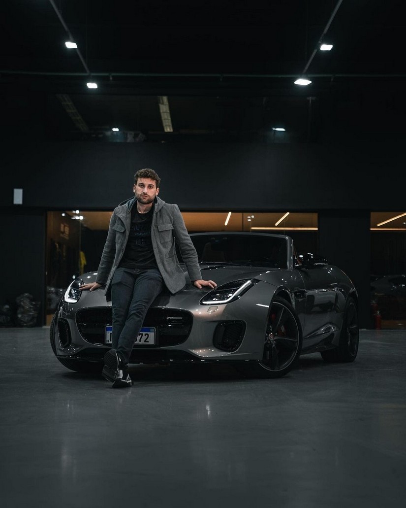 Influenciador Carlos Magno mostra o depois de visitas a templo budista em São Paulo