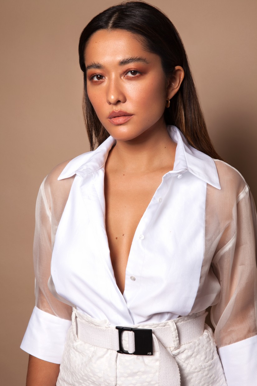 Jacqueline Sato terá segundo semestre movimentado no comando de programa pioneiro na TV brasileira