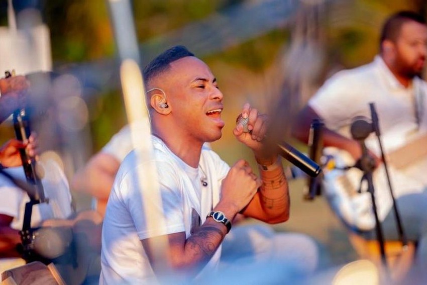 Jean Oliver, nomeado como a principal inovação do pagode nos últimos tempos