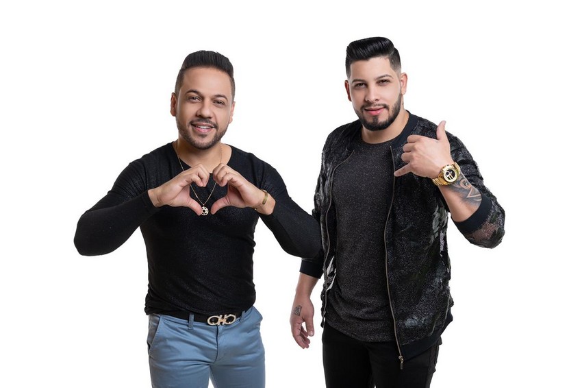 João Bosco e Gabriel lançam primeira faixa do DVD gravado em Goiânia 