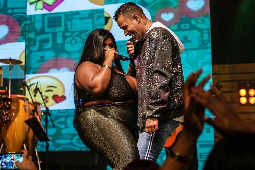 Jojo Toddynho participa da live do grupo Imaginasamba