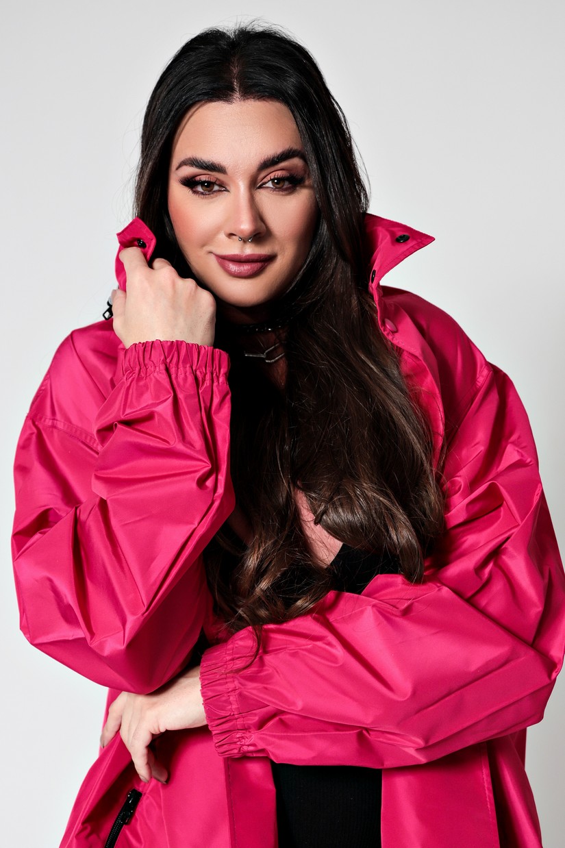 Juju Salimeni no Stalkeados por Luiz Alberto