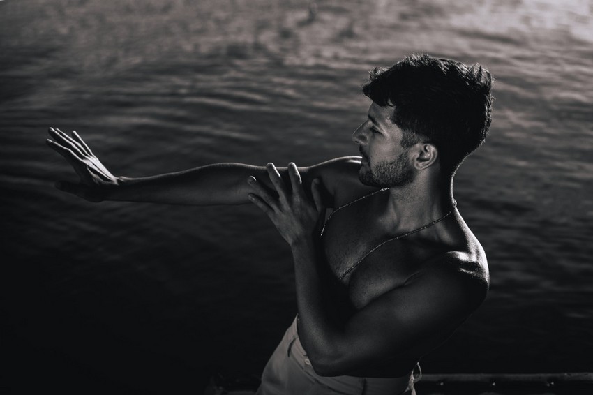 Kelner Macêdo fala sobre a volta da série Sob Pressão, que chega a sua quinta temporada em junho no GloboPlay