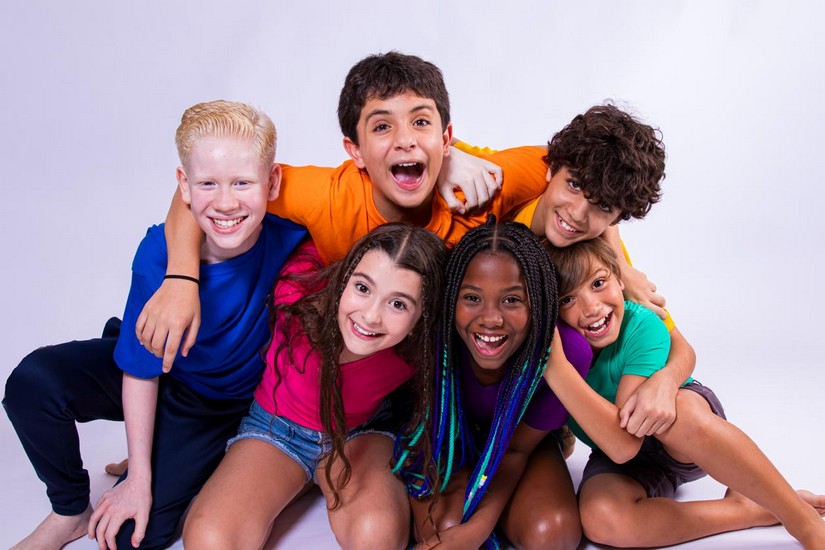 Leila Meirelles estreia, esta semana, o espetáculo de sua autoria Baú de Corações