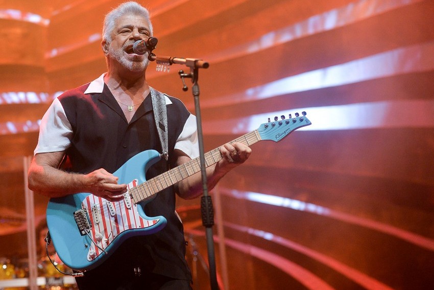 Lulu Santos apresenta seu show Pra Sempre no Espaço das Américas