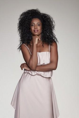 A baiana Maria Gal estreia papel em Aventuras de Poliana, no SBT