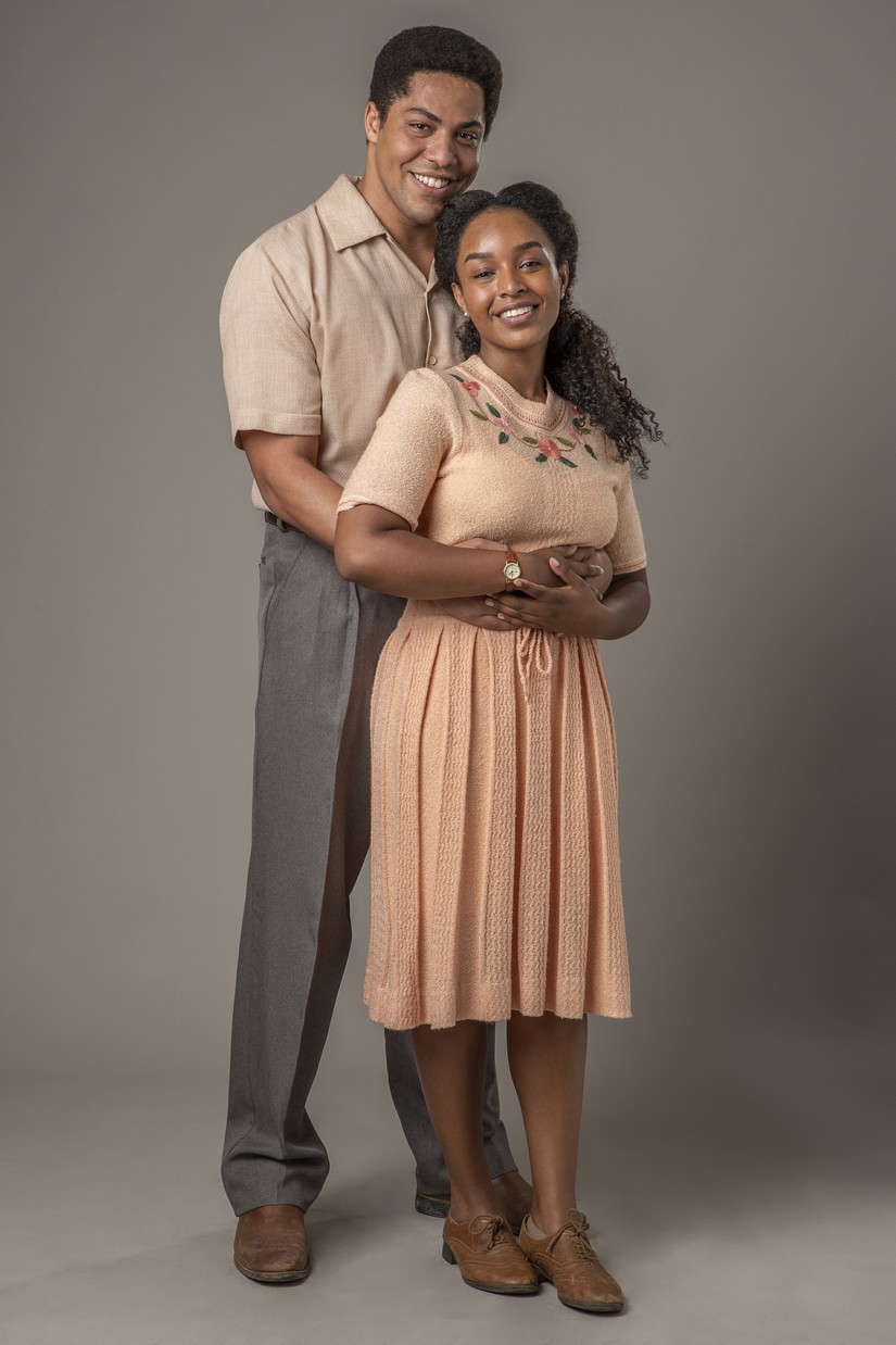 Matheus Dias com Larissa Nunes, seu amor em Além da Ilusão - Foto Fábio Rocha/Globo