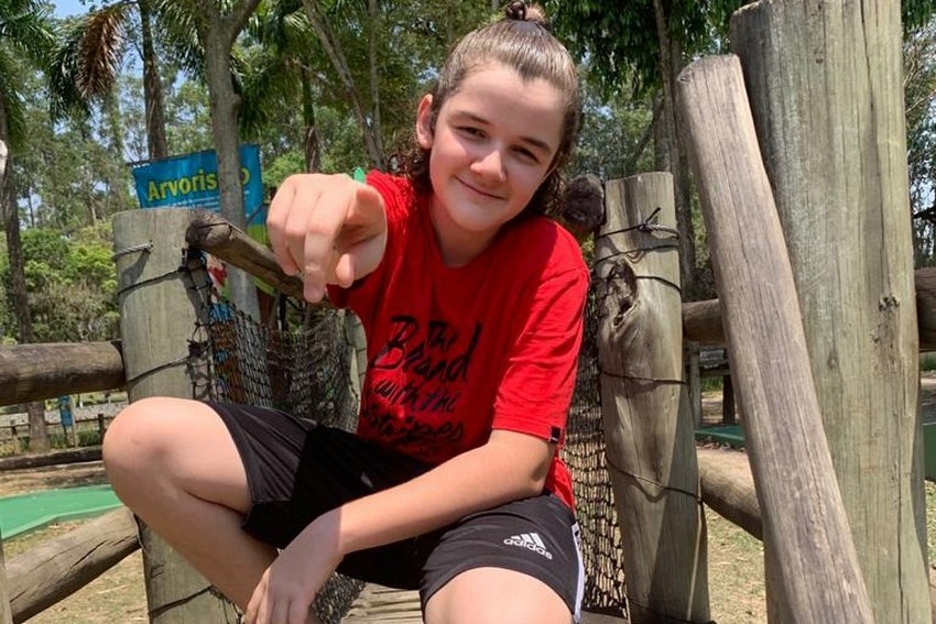 Ator mirim Matheus Sampaio festejou os 13 anos em hotel fazenda