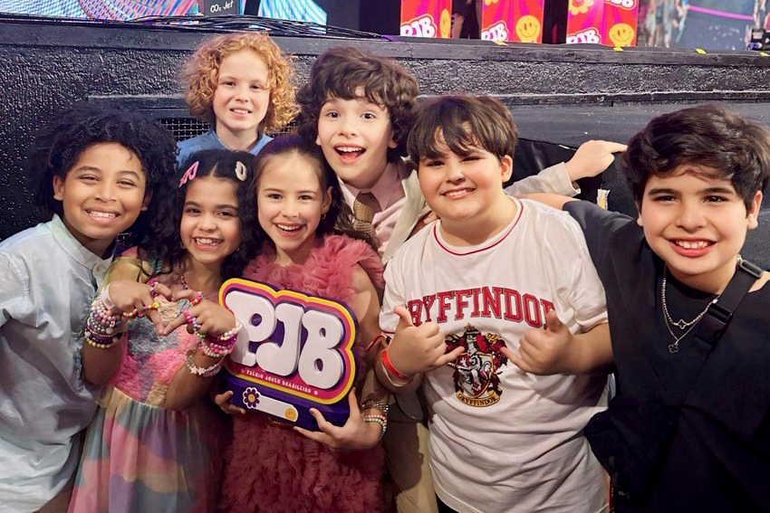 Mel Summers, carisma e talento brilham no Prêmio Jovem Brasileiro 2024