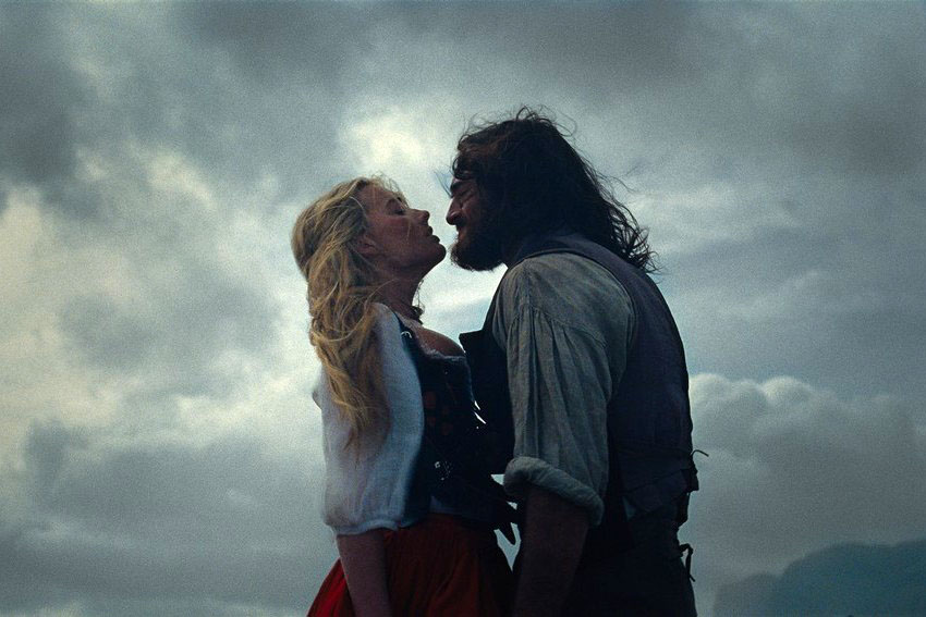 O Morro Dos Ventos Uivantes’ atinge primeiro lugar nas bilheterias no Brasil e no mundo