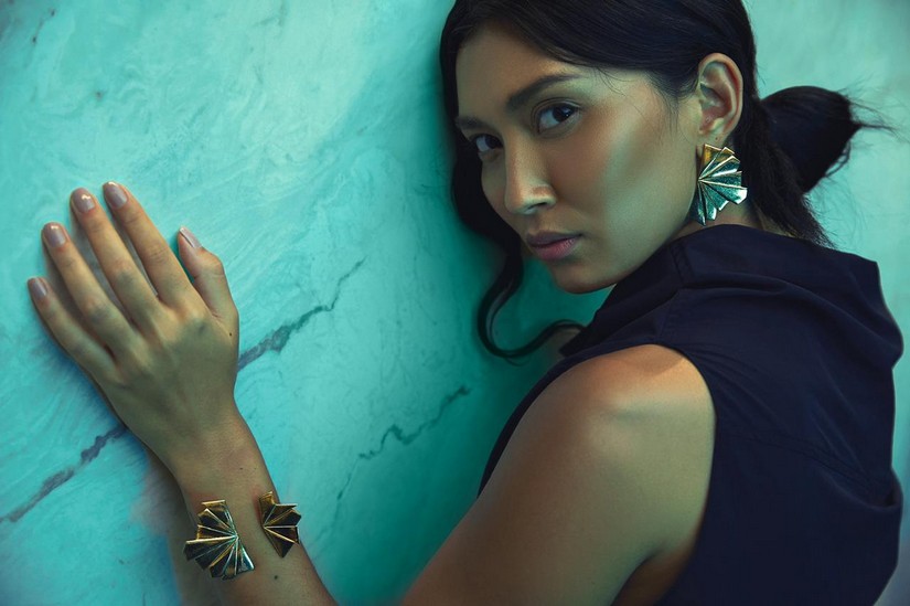 Brincos Assimétricos Leque  Colar e bracelete Leque  (Banho de ouro e prata)