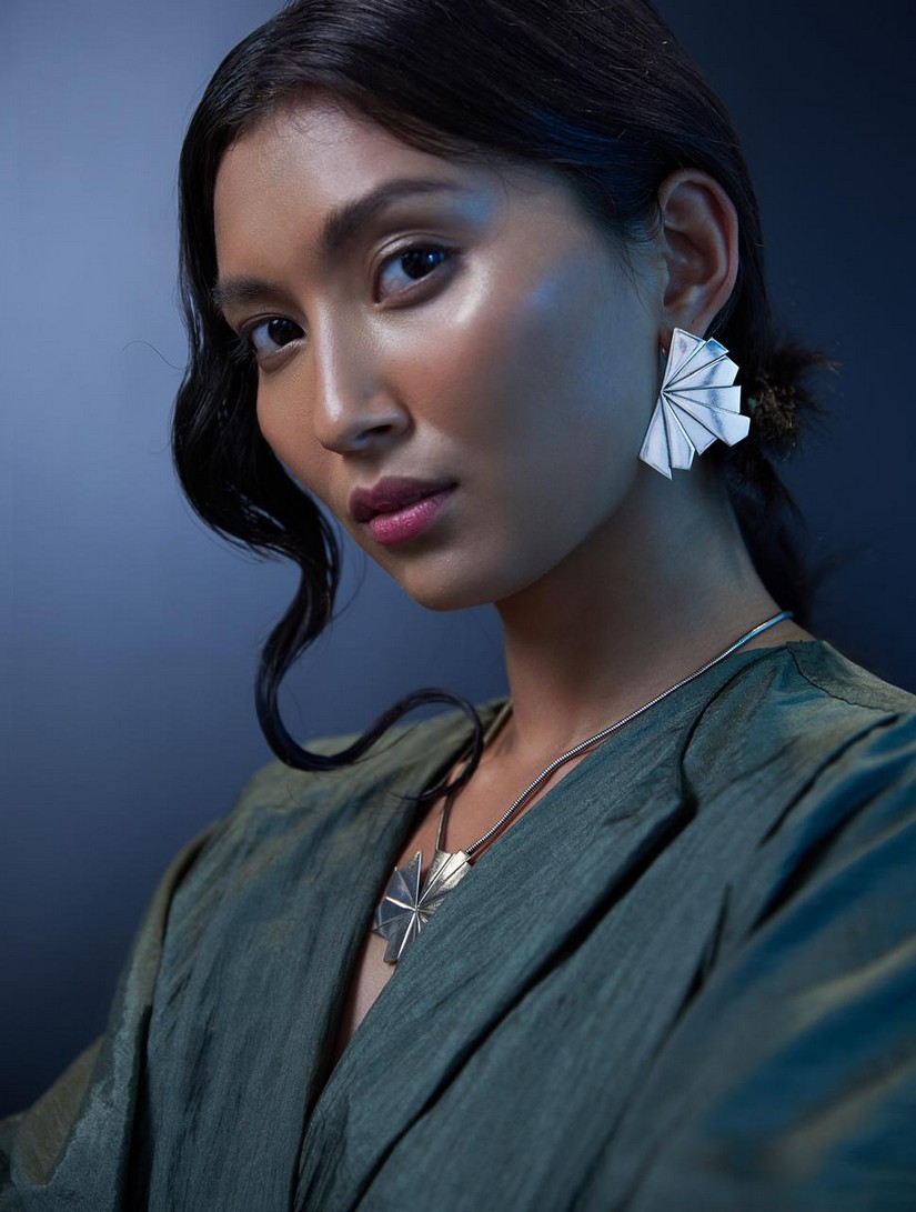 Brincos Assimétricos Leque  Colar e bracelete Leque  (Banho de ouro e prata)