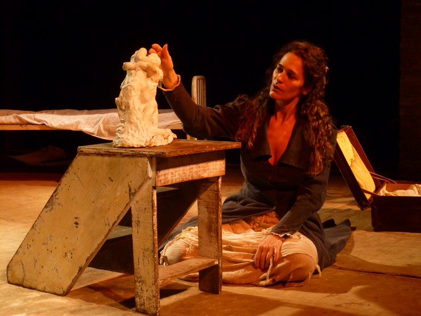 Penúltima semana da peça Visitando Camille Claudel, no Teatro Gláucio Gill, no Rio