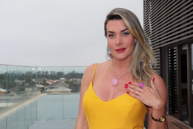 Prislla DJ MVogue Fashion