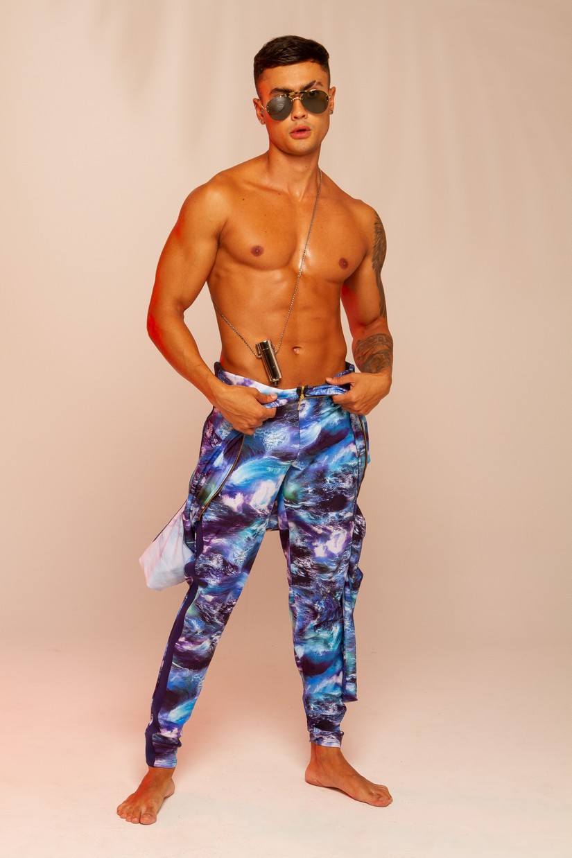 Doug Mello malha Blue Man