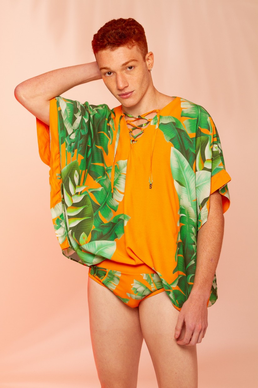 Vinícius Ferraz sunga Amir Slama 