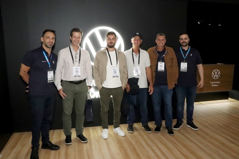 Ricardo Monici, Aguilar, Felipe Giori e Sebastião Giori, da Giori Transportes, Gilberto Lopes e Carlos Moraes
