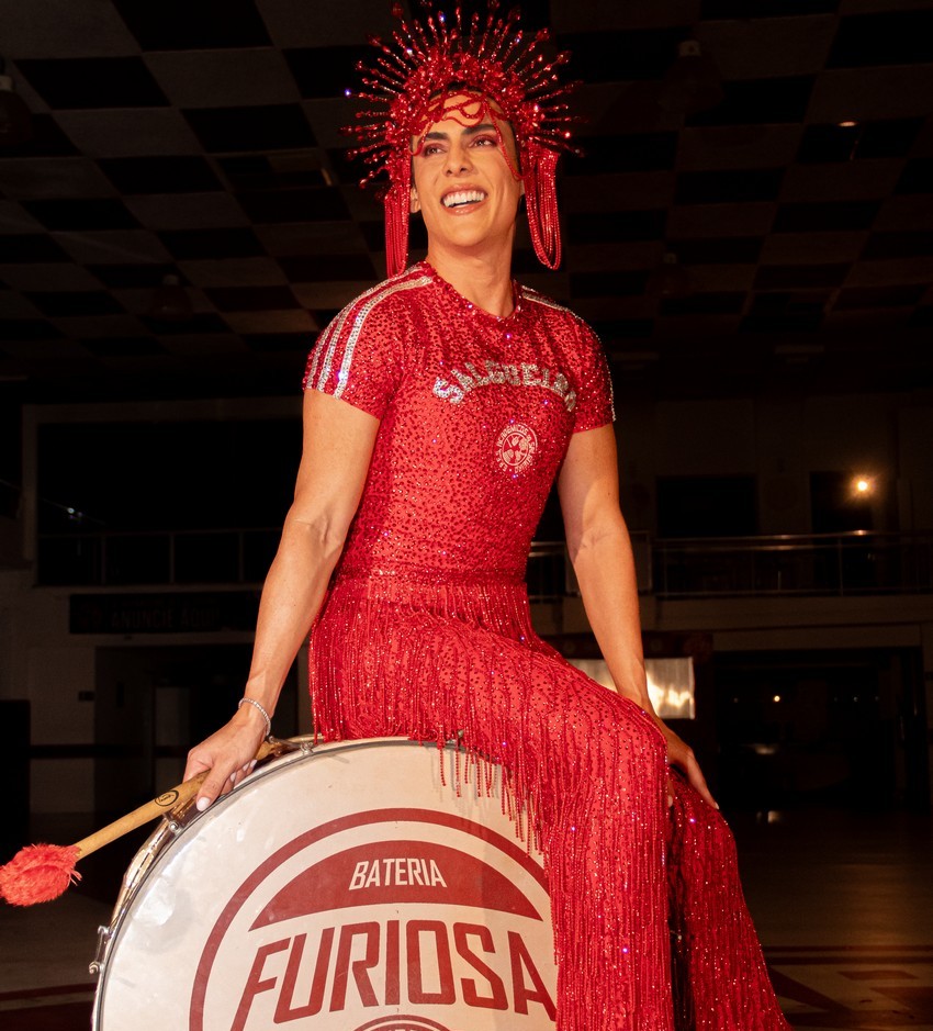 Salgueiro anuncia Theodoro como muso para o Rio Carnaval 2027