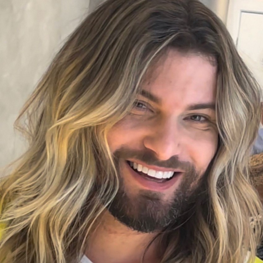 Saulo Meneghetti passa por transformação em seu visual para novo trabalho no cinema nacional