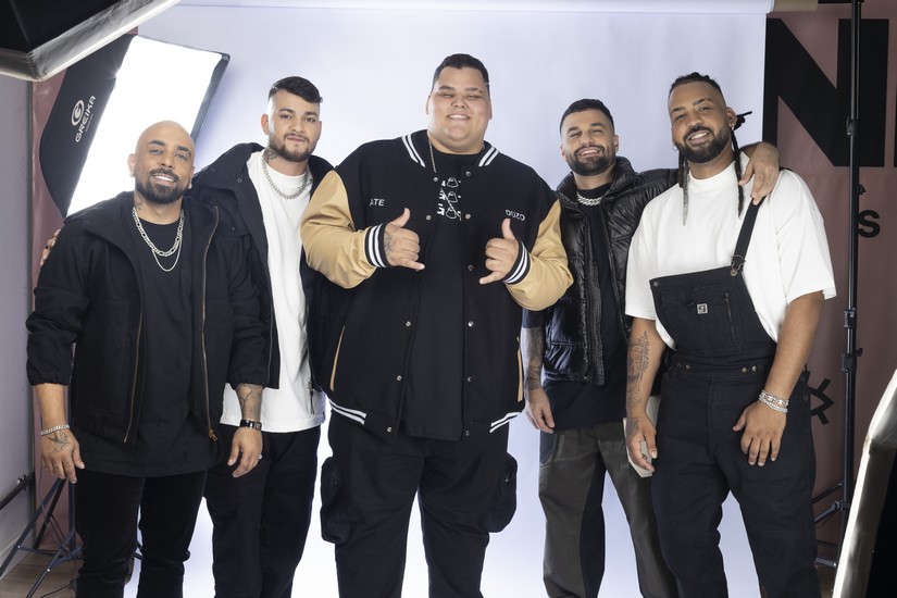 Stalkeados por Luiz Alberto com Menos é Mais