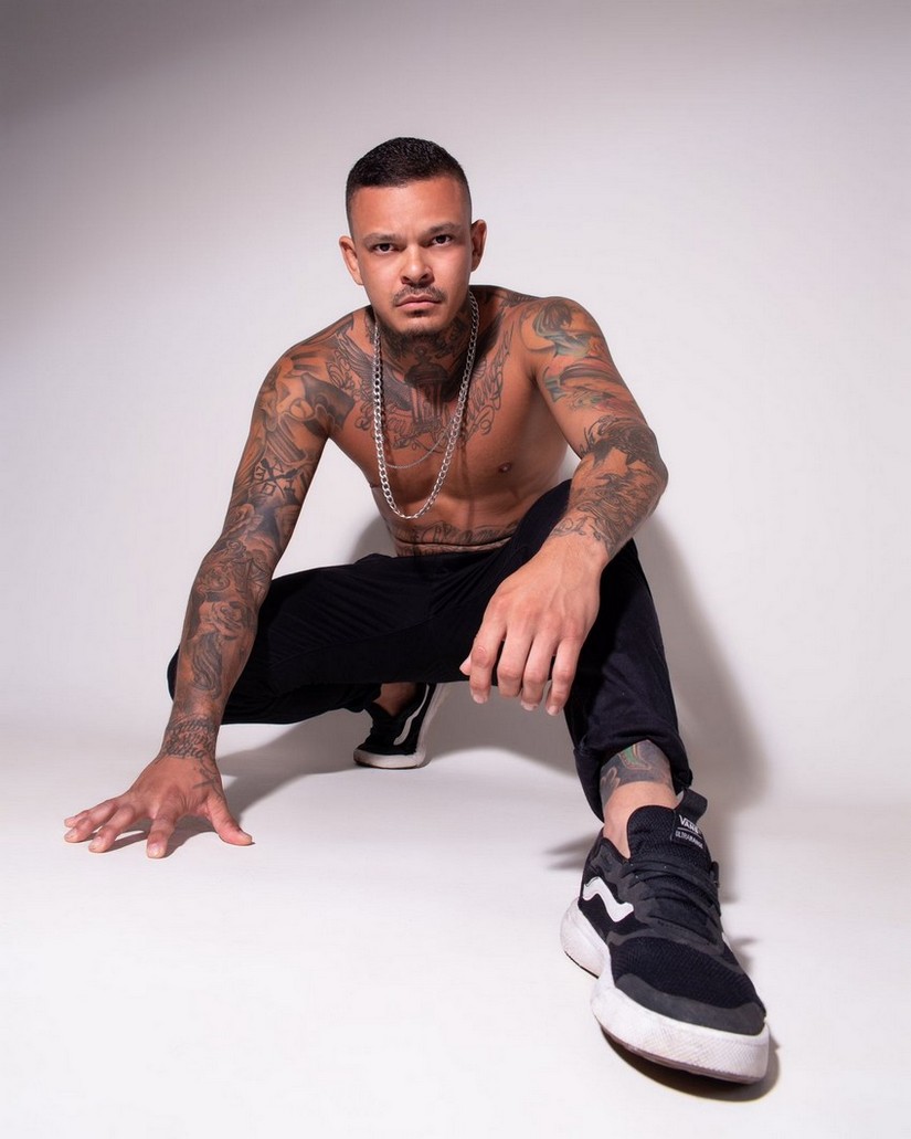 Tatuador Italo Baia dá dicas para uma boa cicatrização de tatuagens