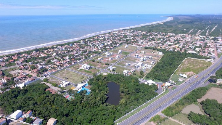 Vista aérea do Mar DUlé