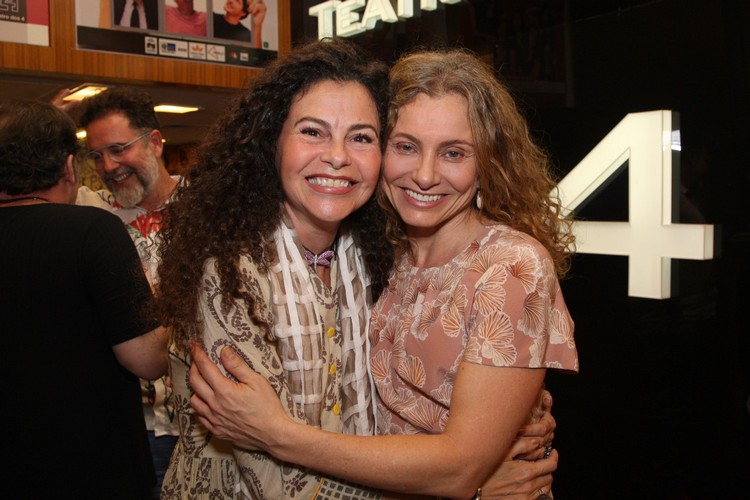 Yara Figueiredo e Carolyna Aguiar