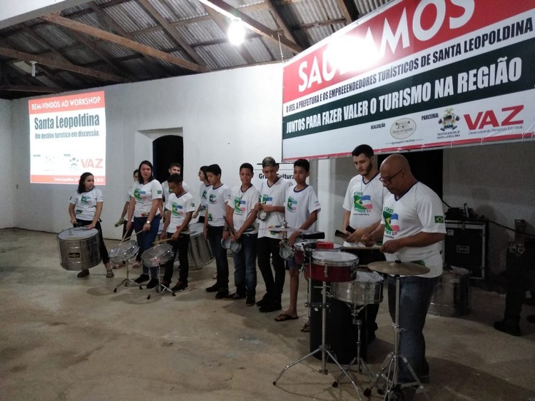 Apresentação cultural do Grupo Tambores do Brasil, de Santa Leopoldina